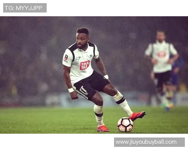 达伦本特回顾英超辉煌与国家队短暂经历的对比与反思